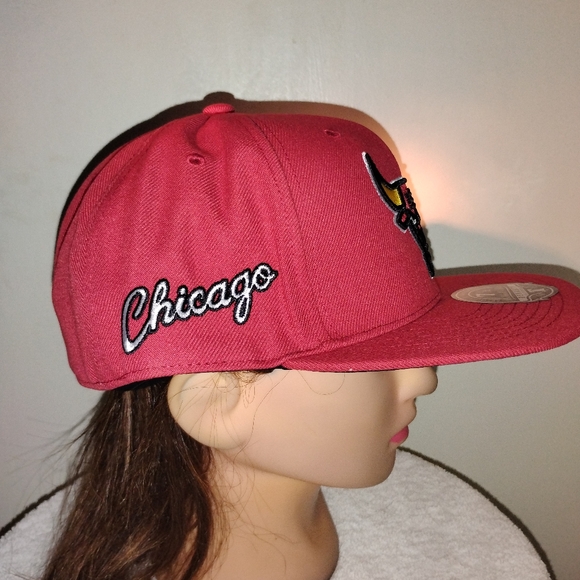 NBA Chicago Bulls fitted cap - Picture 3 of 8